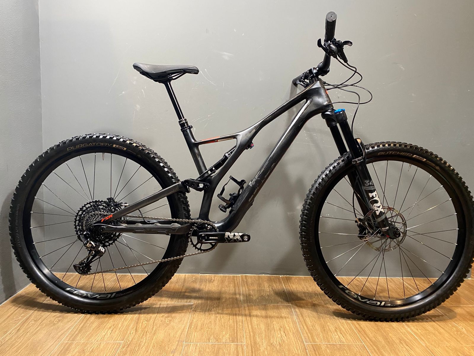 Bicicleta Seminova Specialized Stumpjumper Comp Carbon 2020 Tamanho L