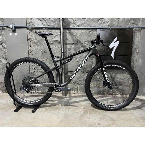 Bicicleta  Seminova Specialized Epic Expert Tamanho L 2023