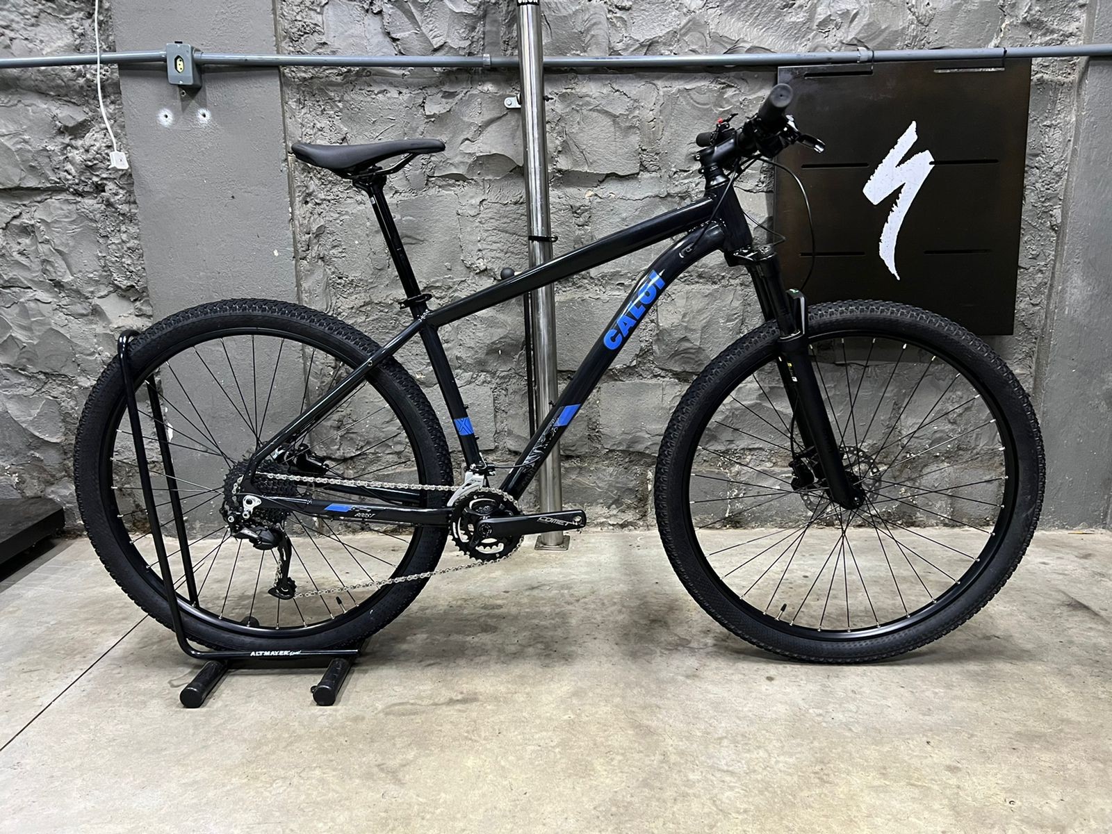 Bicicleta Seminova Caloi Explorer Comp 2021 Tamanho M