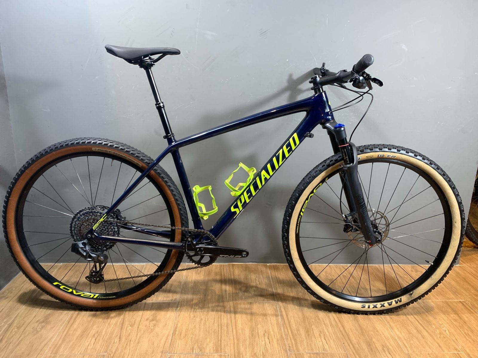 Bicicleta Seminova Specialized Epic HT Comp Carbon Tamanho L  2019
