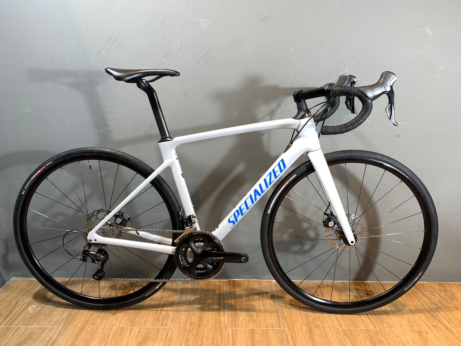 Bicicleta Seminova Specialized Roubaix Sport 2020 Tamanho 54