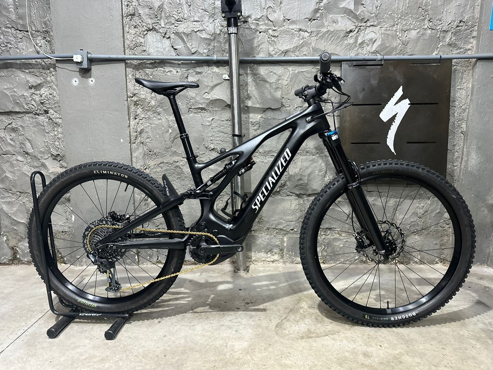 Bicicleta Seminova Specialized Turbo Levo Comp Carbon 2022 S3